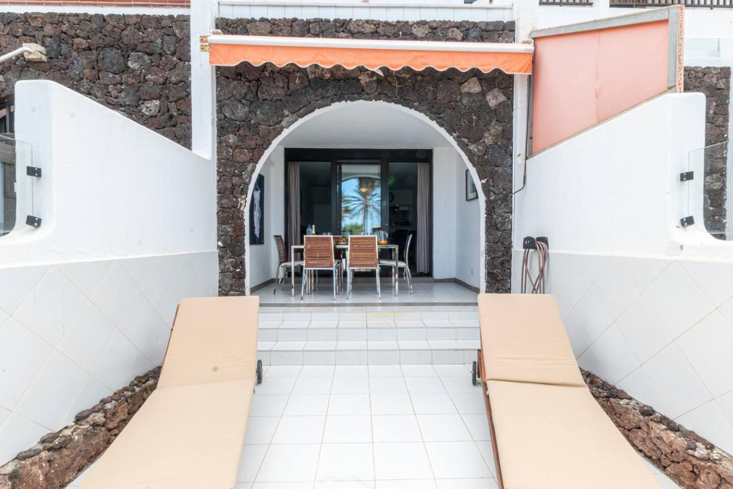 Oceanfront Parque Santiago Ii Apartment *