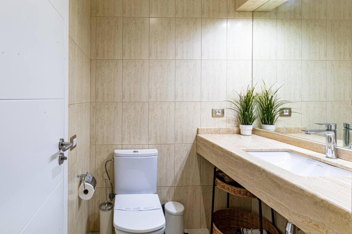 Oceanfront Parque Santiago Ii Apartment *