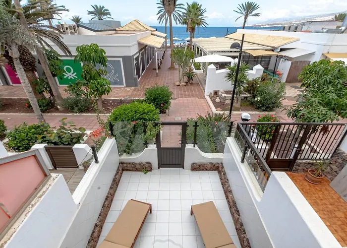 Oceanfront Apartment Parque Santiago II